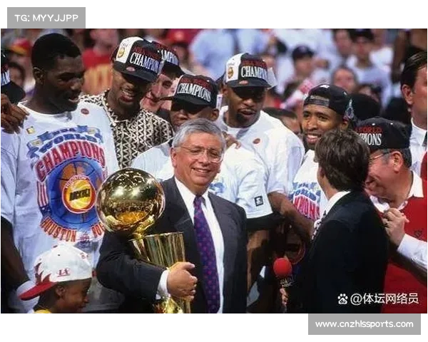 非洲篮球传奇奥拉朱旺重返安哥拉指导年轻中锋技术传承